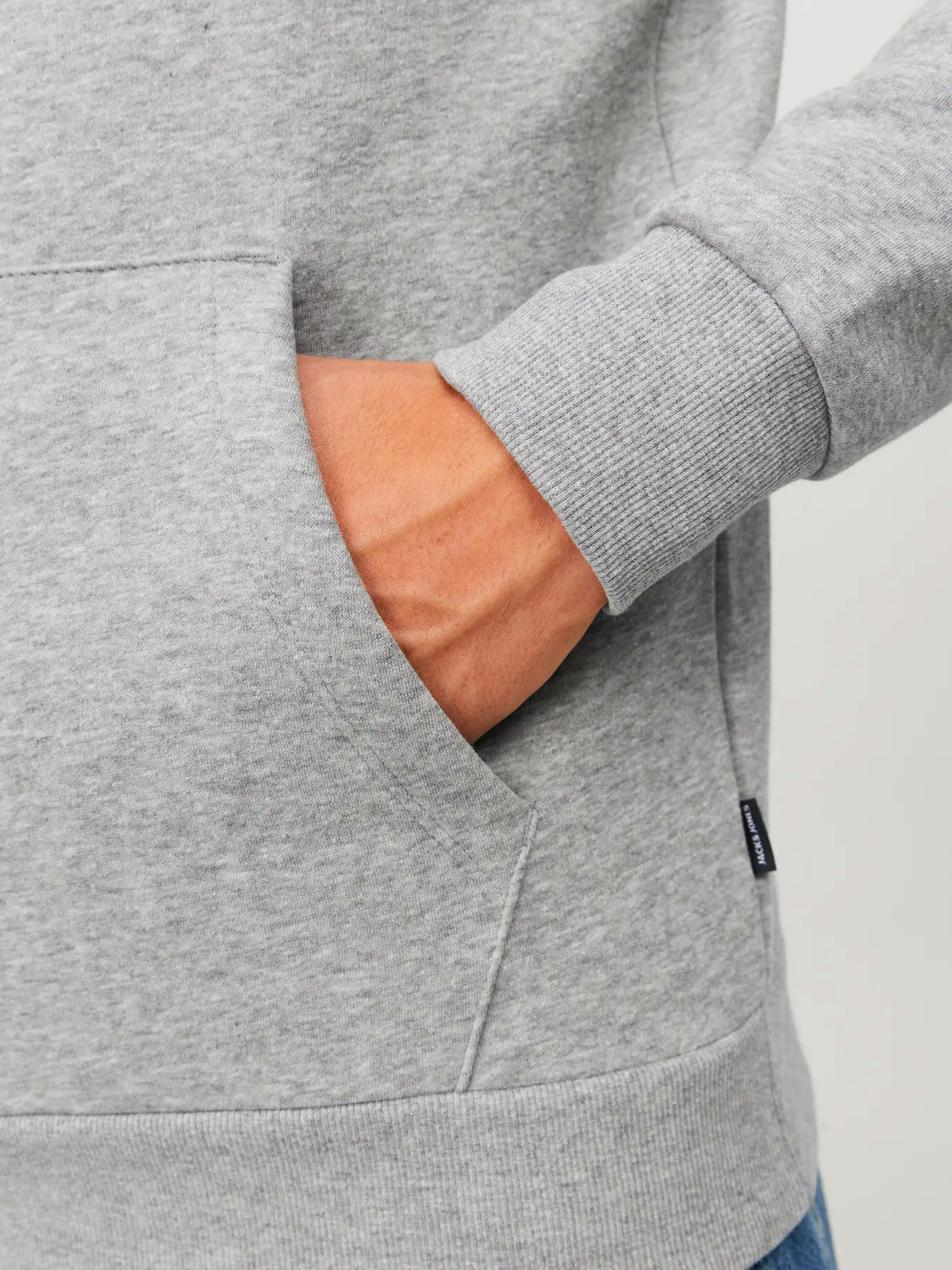 #group_light-grey-melange