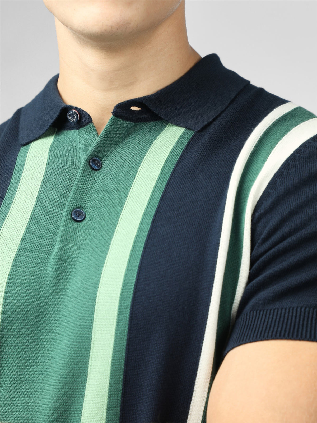 #group_dark-navy