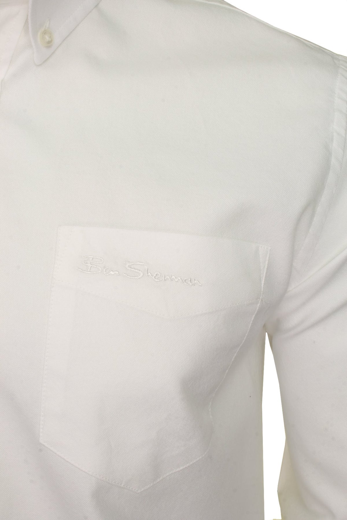 #group_white-(embroidered-pocket-logo)