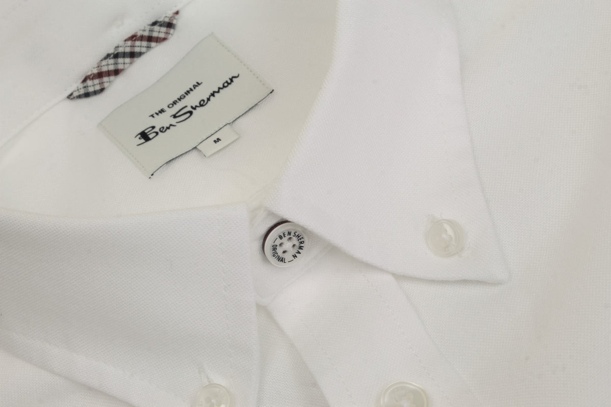 #group_white-(embroidered-pocket-logo)