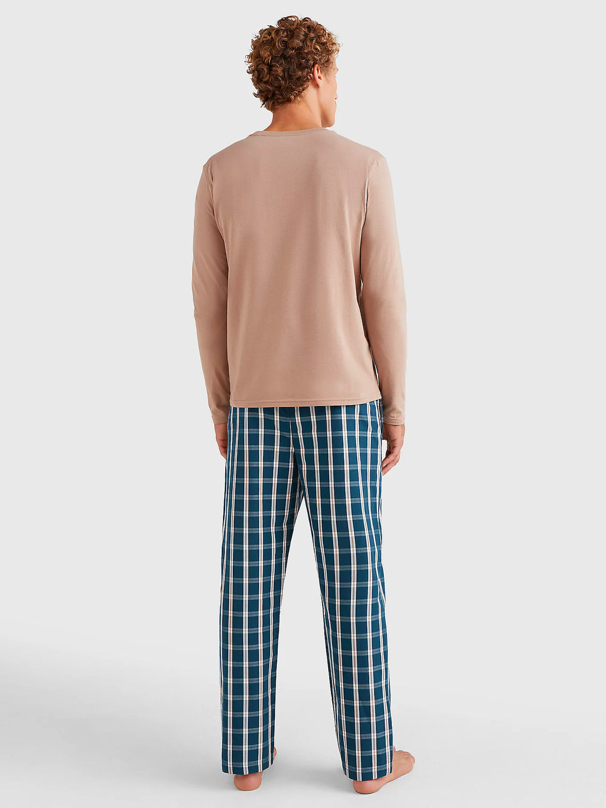 #group_oat-milk/-royal-plaid