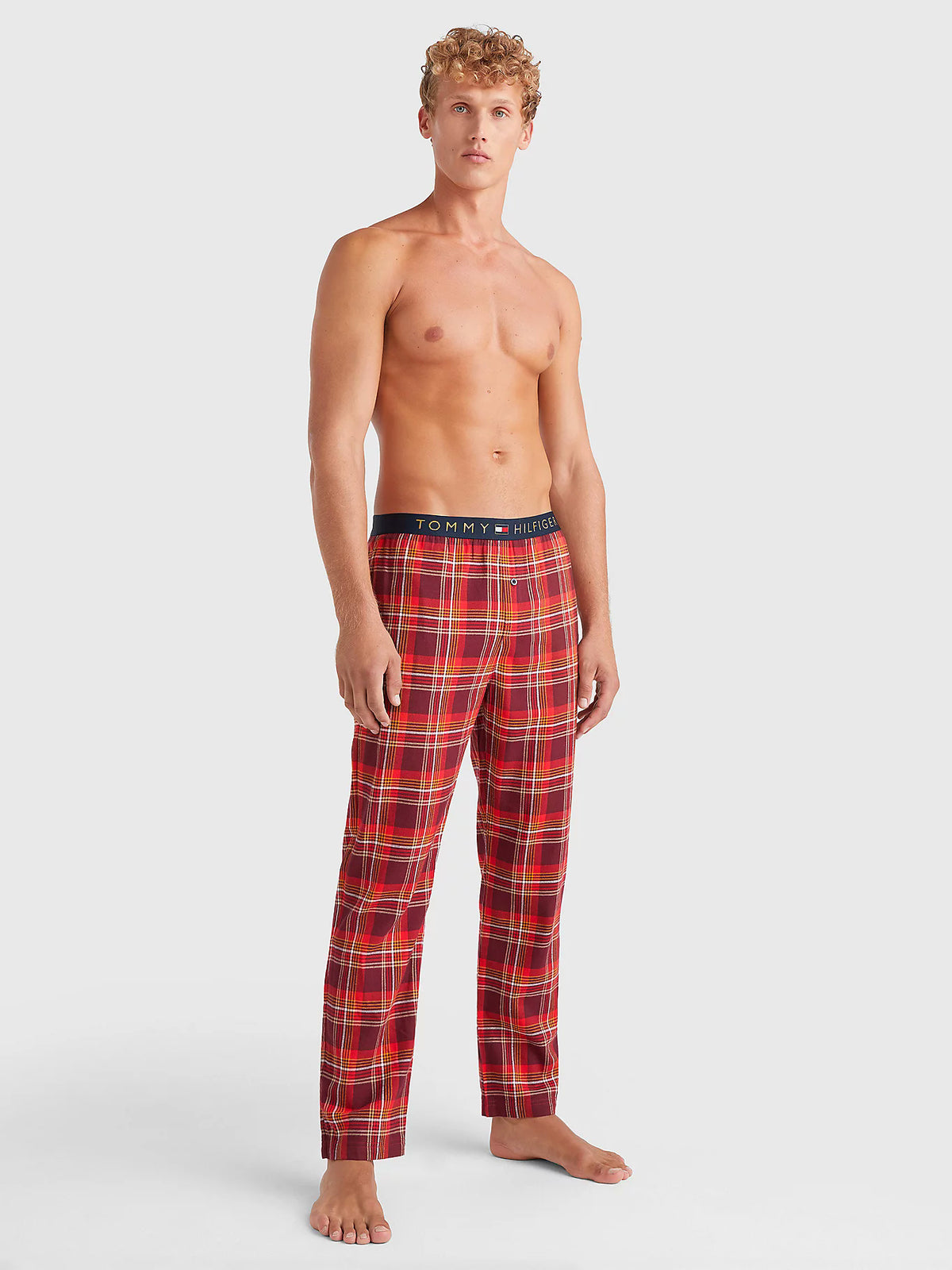#group_hankerchief-plaid