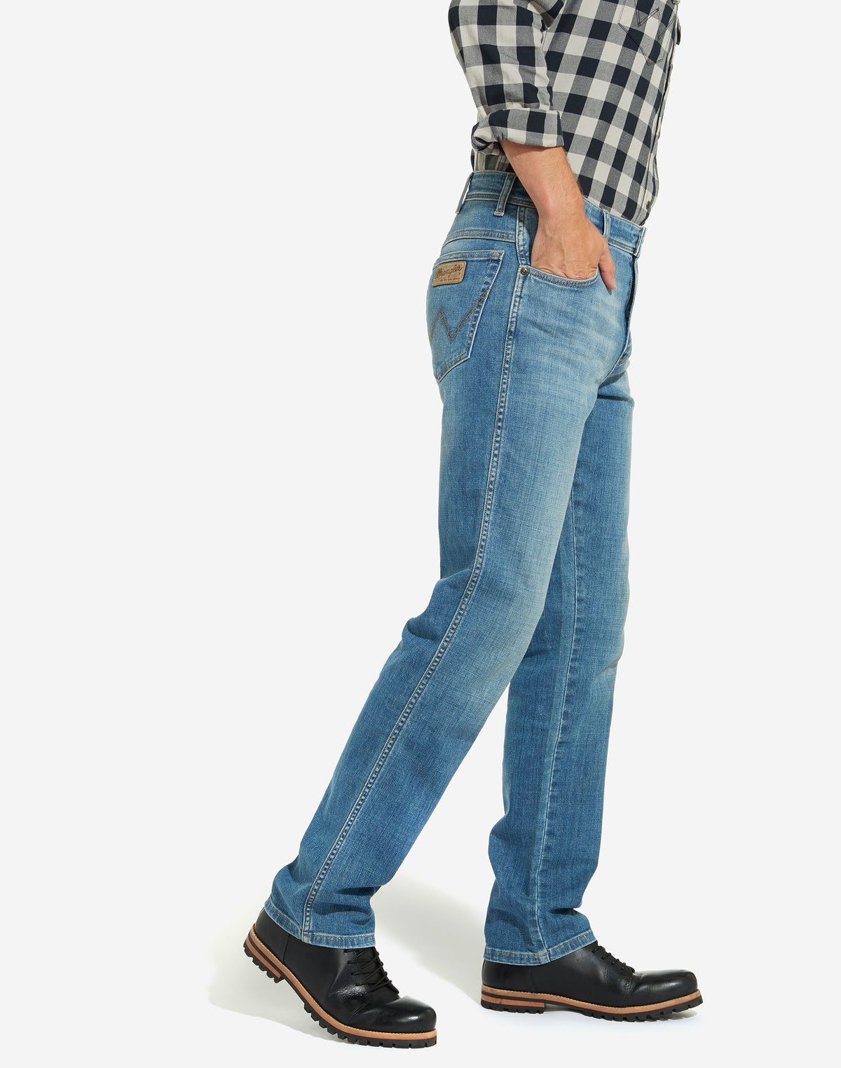 Mens Wrangler 'Texas' Jeans - Denim Stretch - Original Straight Fit, 02, W121-Core, Worn Broke