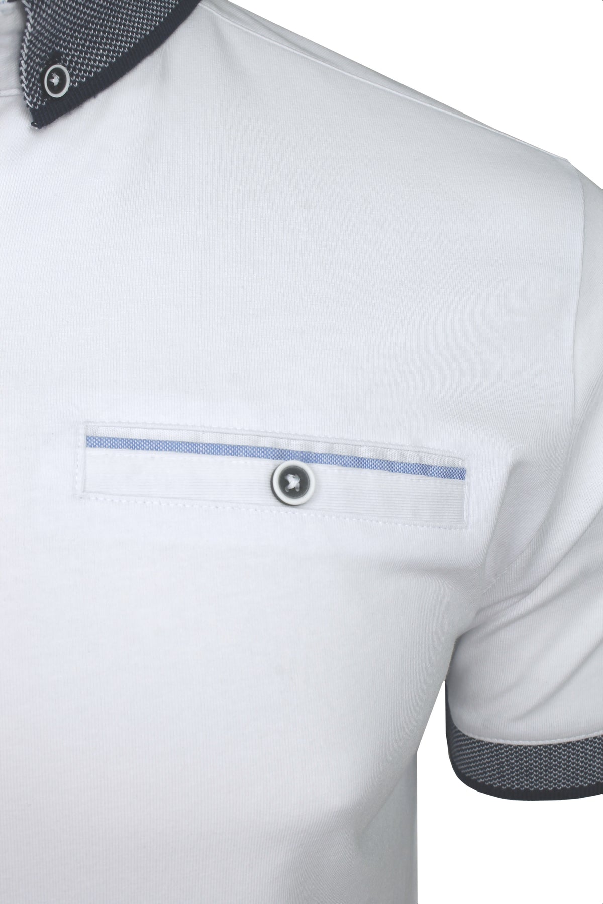 #group_bright-white
