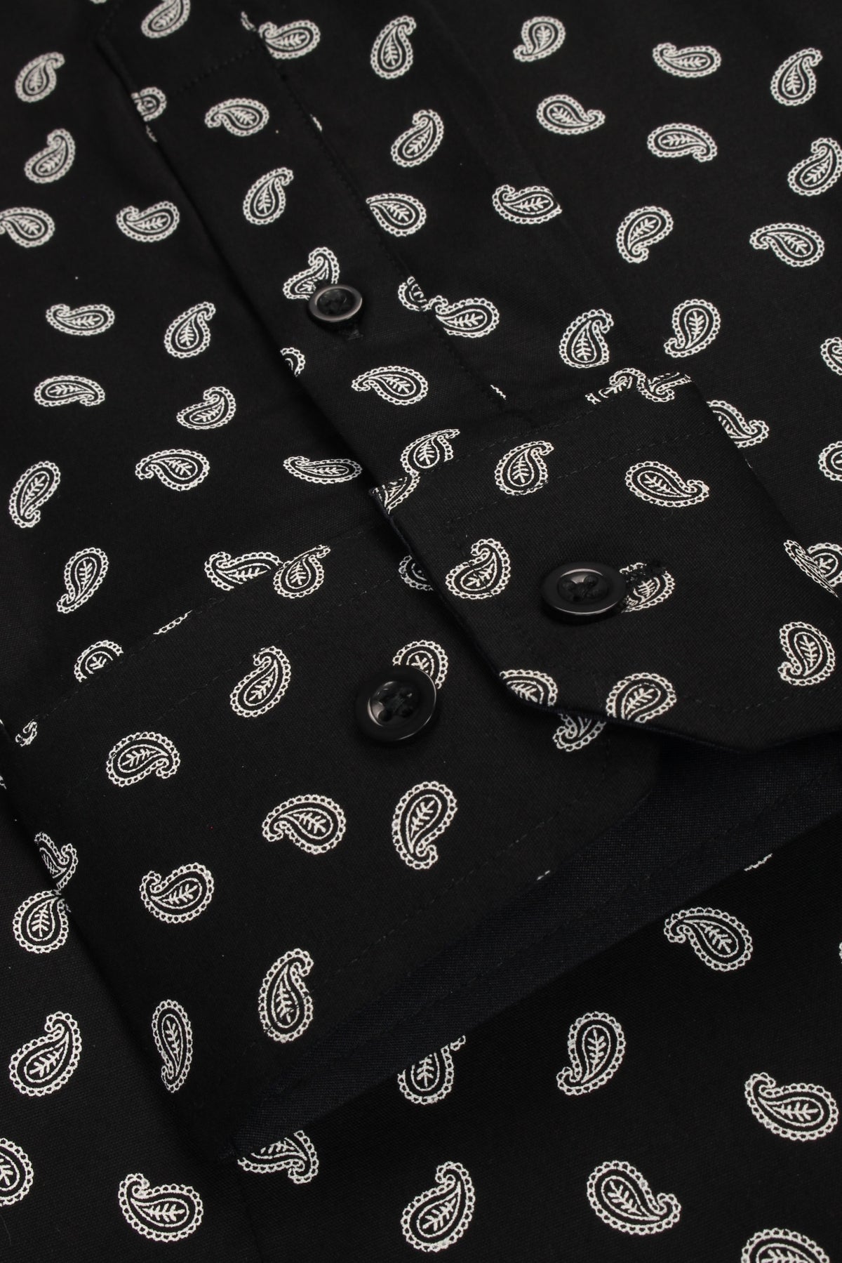 #group_small-paisley---black