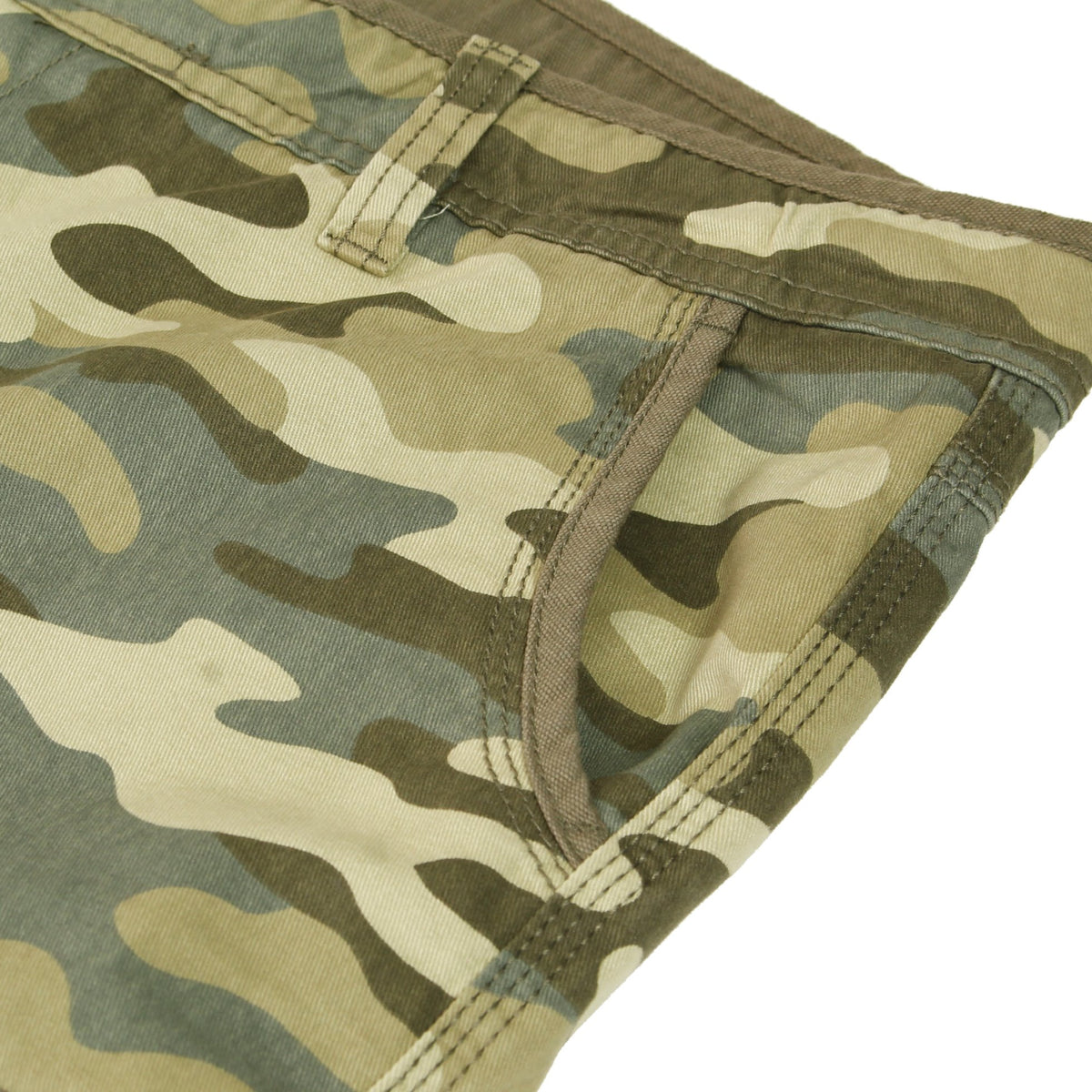 #group_khaki-camo
