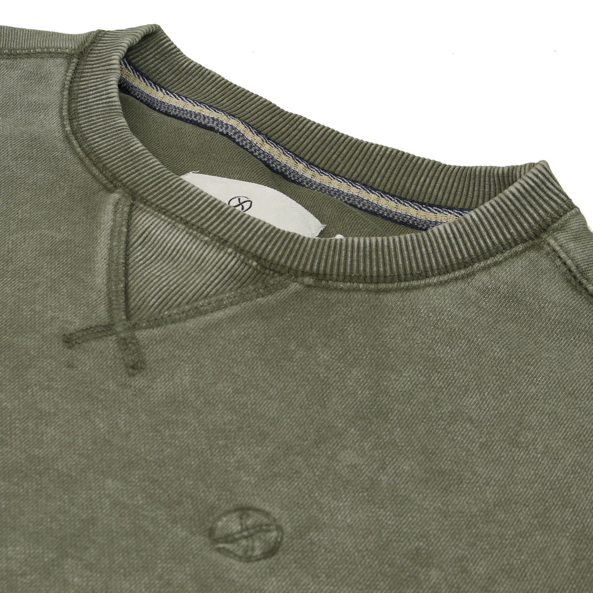 #group_khaki
